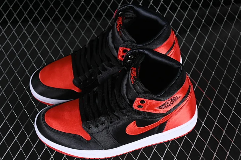 All Categories Air Jordan Jordan Series Basketball Shoes Air Jordan 1 High Air Jordan 1 High OG "Satin Bred" AJ1 Joe 1 Silk Forbidden Wear FD4810-061